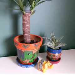 Mithila Round Pot and Saucer