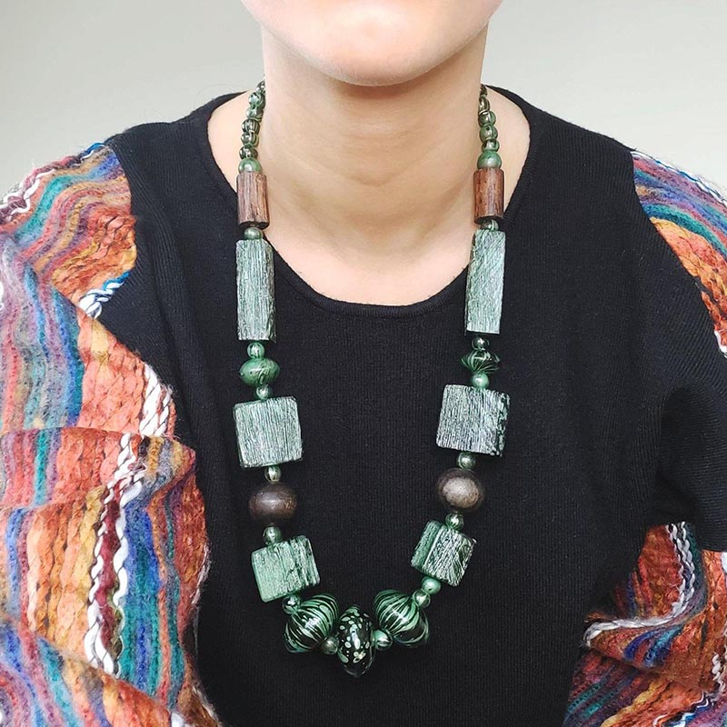 Marbled Painted Green Bead Necklace