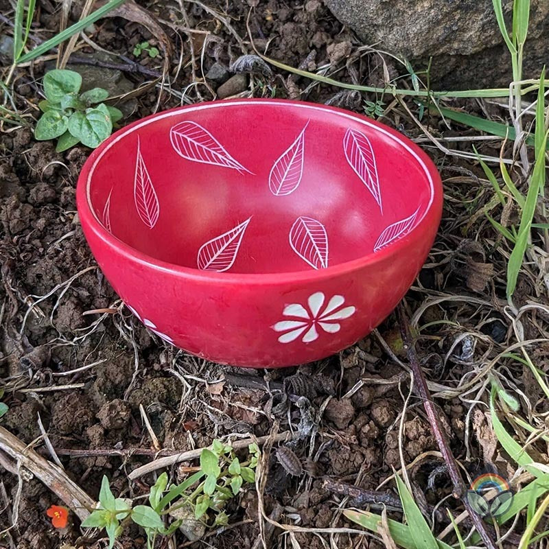 Kenyan Soapstone Bowl- Red - Leaf Engraved