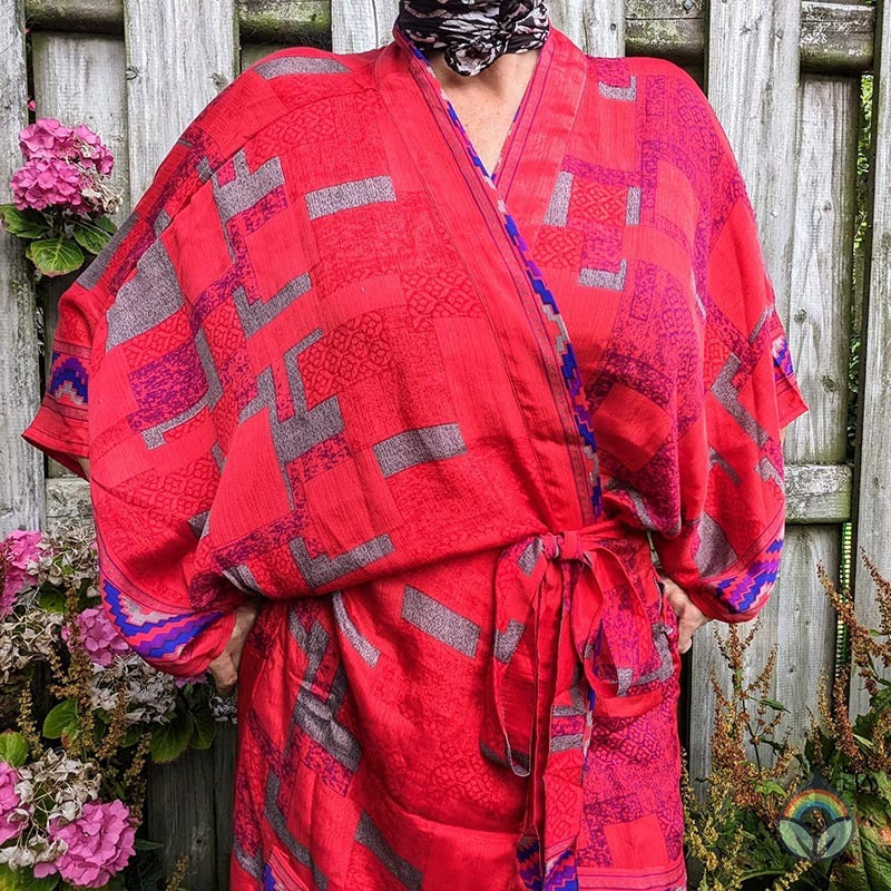 Load image into Gallery viewer, Vintage Silk Kimono - Flame
