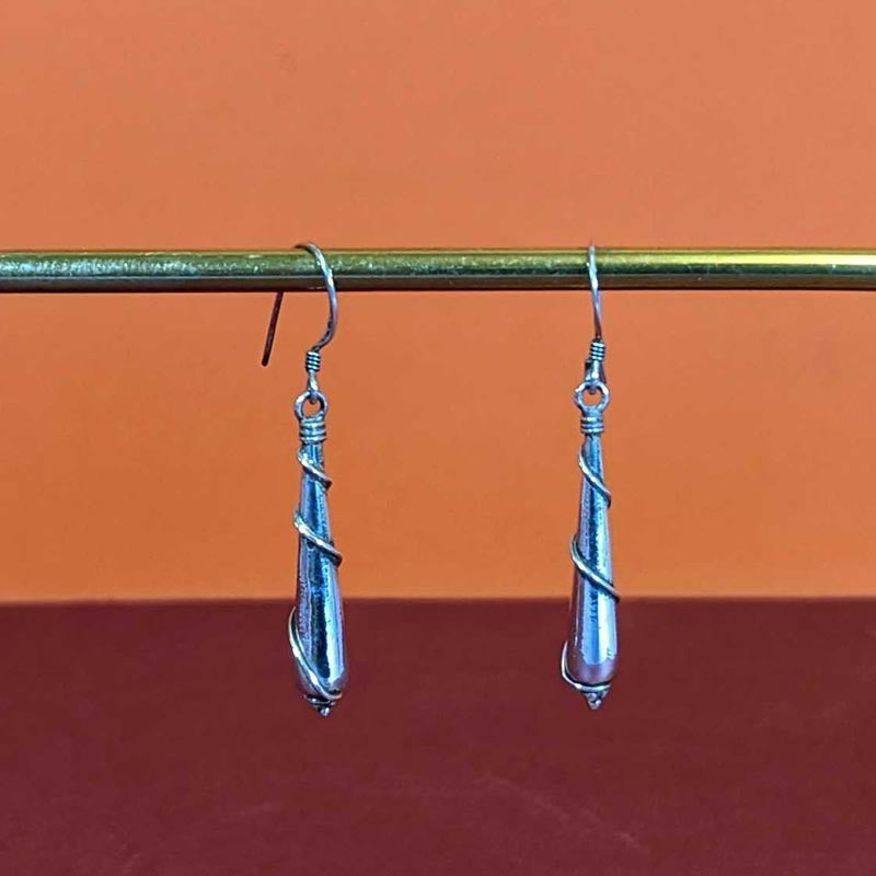Nepalese Silver Earrings - Obelisk Twist